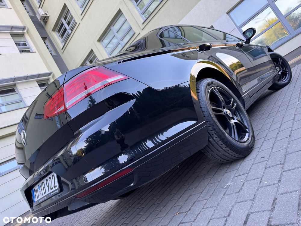 Volkswagen Passat - 21