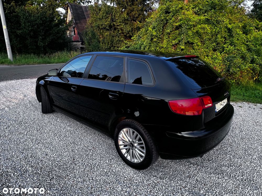Audi A3 Sportback 1.6 Attraction - 5