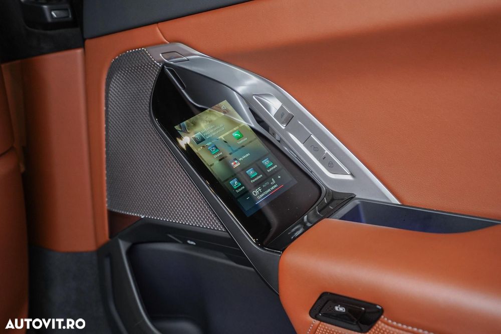 BMW Seria 7 740d xDrive MHEV - 30