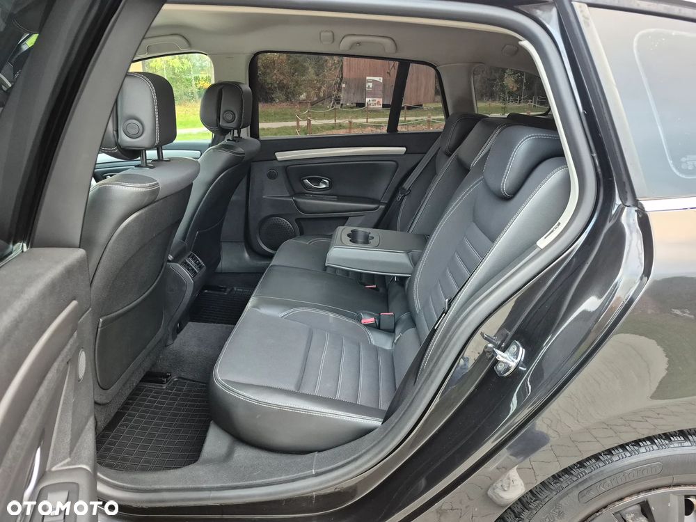 Renault Laguna dCi 110 FAP Bose Edition - 27
