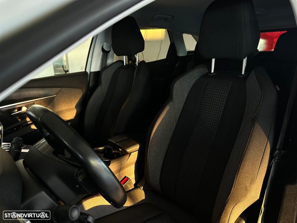 Peugeot 3008 1.5 BlueHDi Active - 38