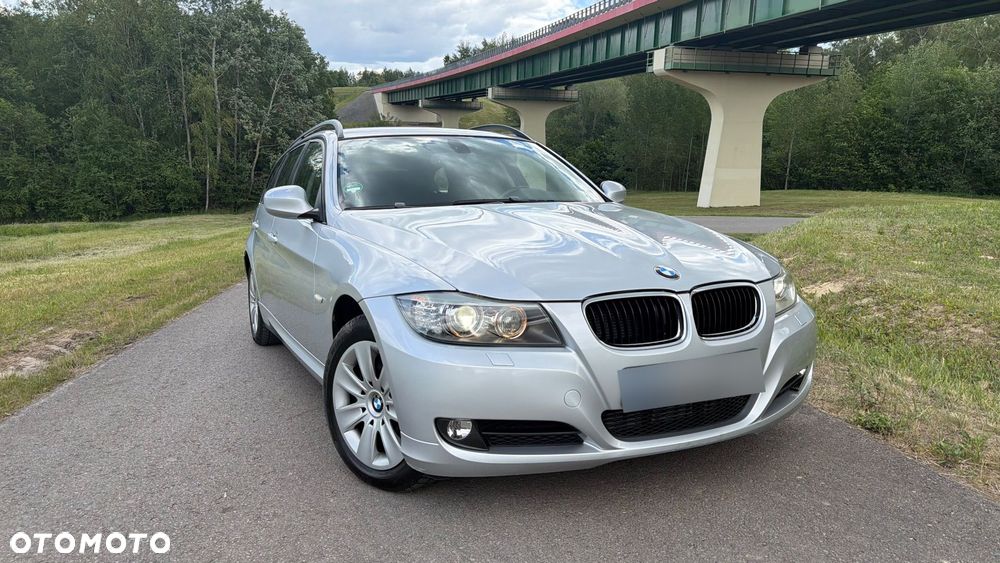 BMW Seria 3 320d xDrive - 1