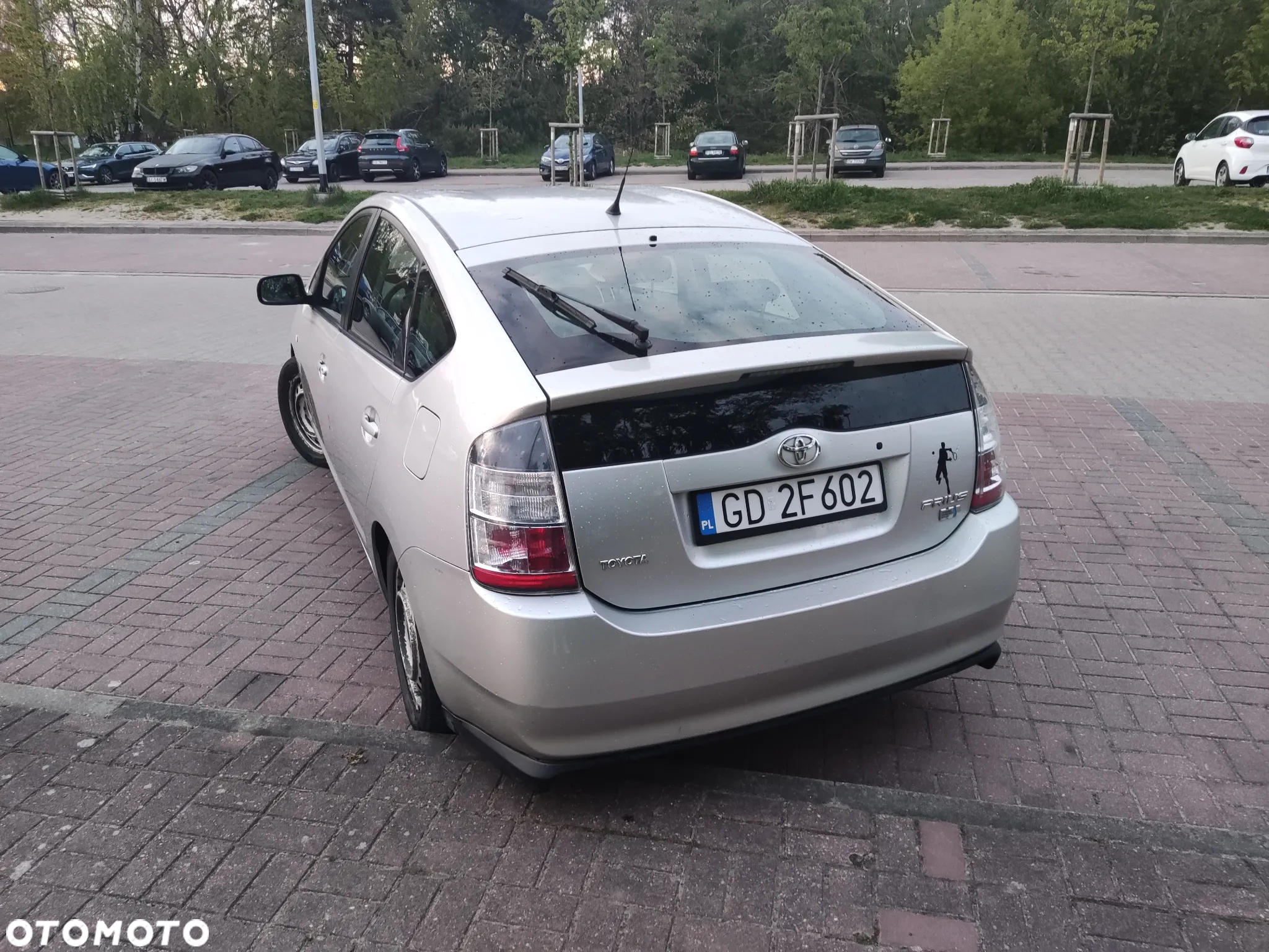 Toyota Prius - 12