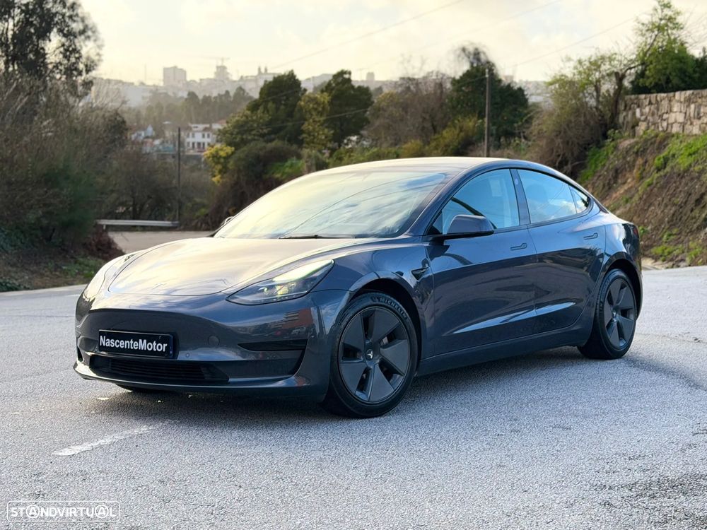 Tesla Model 3 Standard Range Plus RWD - 1