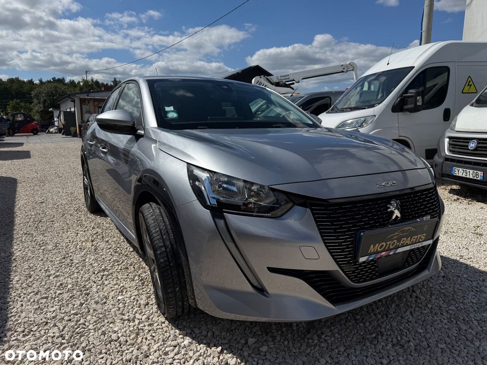 Peugeot 208 - 3