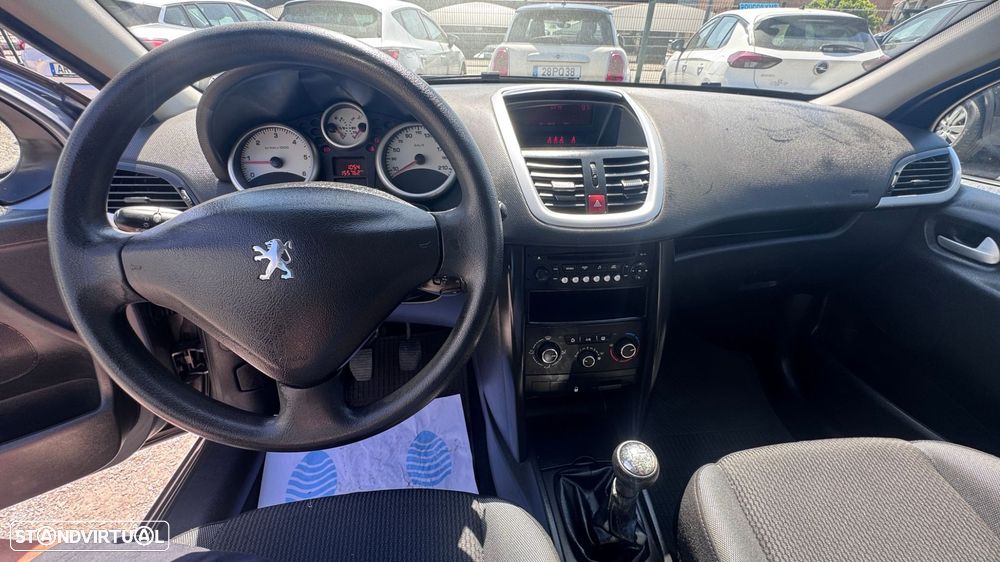 Peugeot 207 1.6 HDi Premium - 15