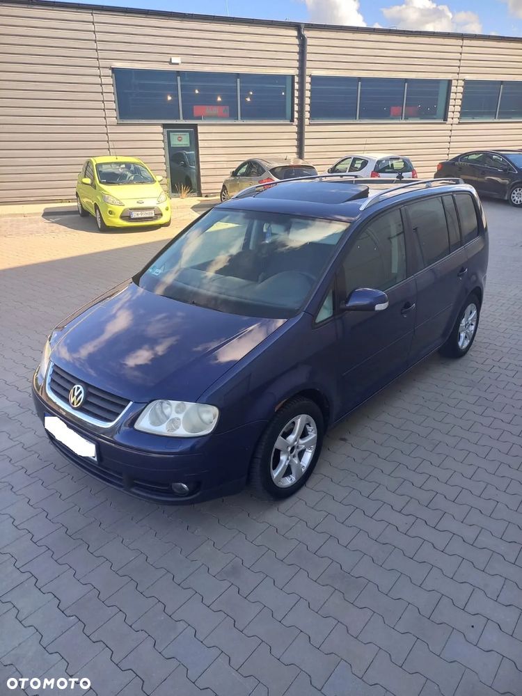Volkswagen Touran - 8