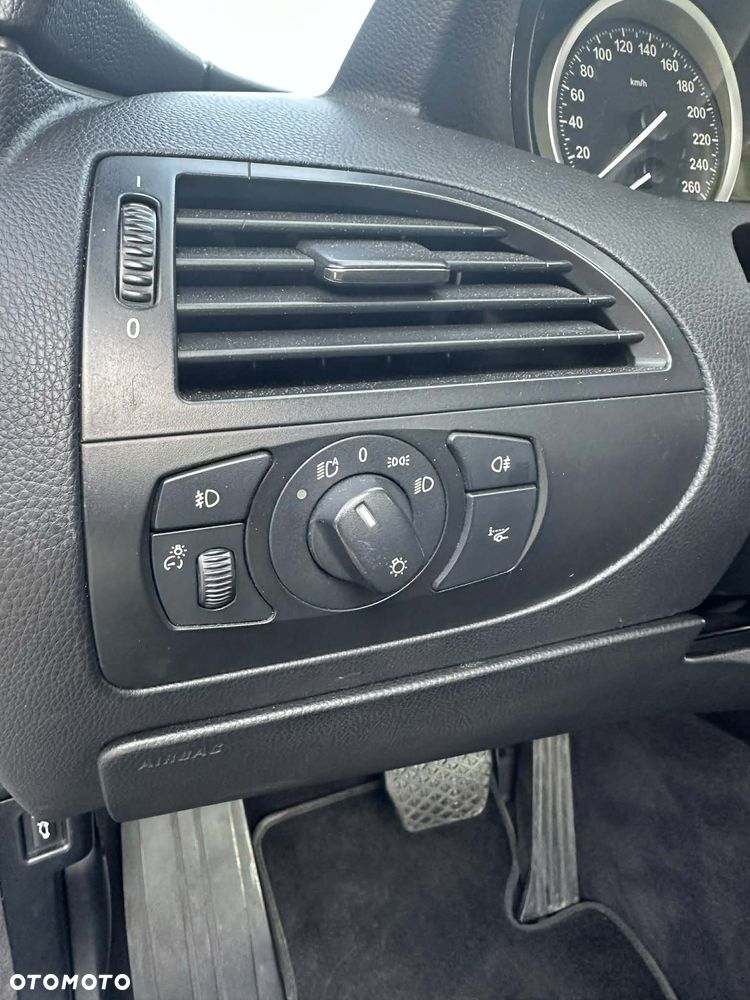 BMW Seria 6 650 i - 13