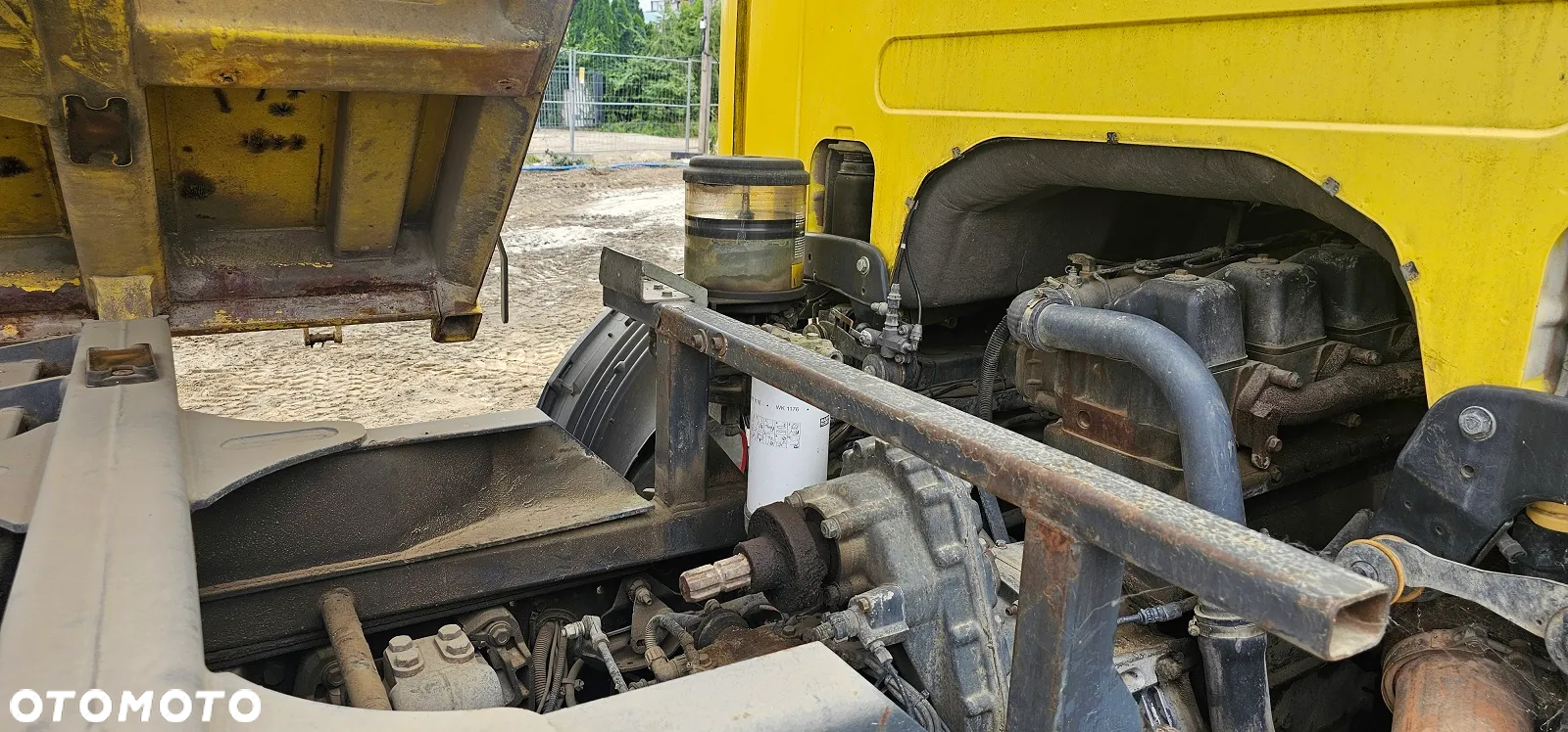 Scania 94C 6X4 - 6