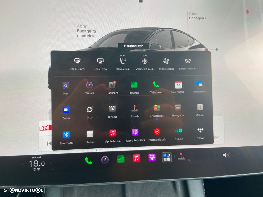 Tesla Model Y Long Range Dual Motor AWD - 31