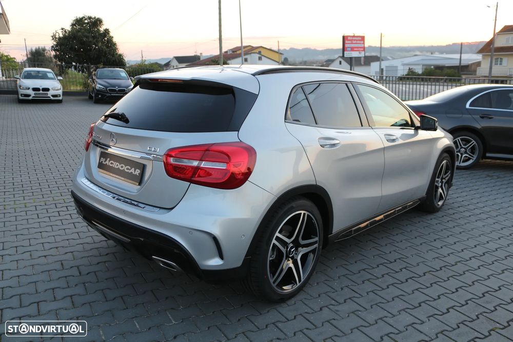 Mercedes-Benz GLA 220 CDI AMG Line - 3
