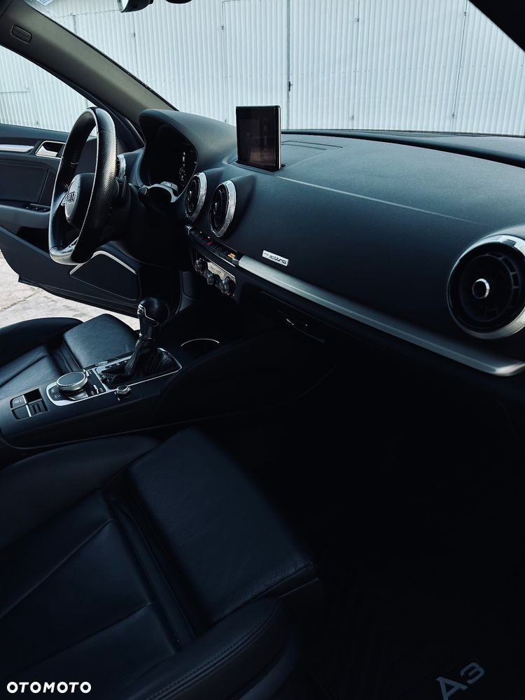 Audi A3 Limousine 2.0 TFSI quattro S tronic design - 15