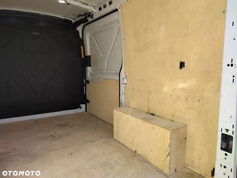 Ford TRANSIT 11/2020 MAŁY PRZEBIEG BAGAŻNIK GWARANCJA MECHANICZNA 1-ROK F VAT 23% - 15