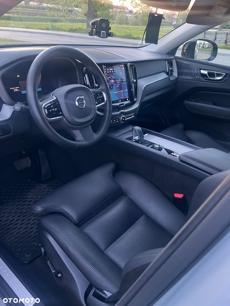 Volvo XC 60 B4 D AWD Geartronic RDesign - 14