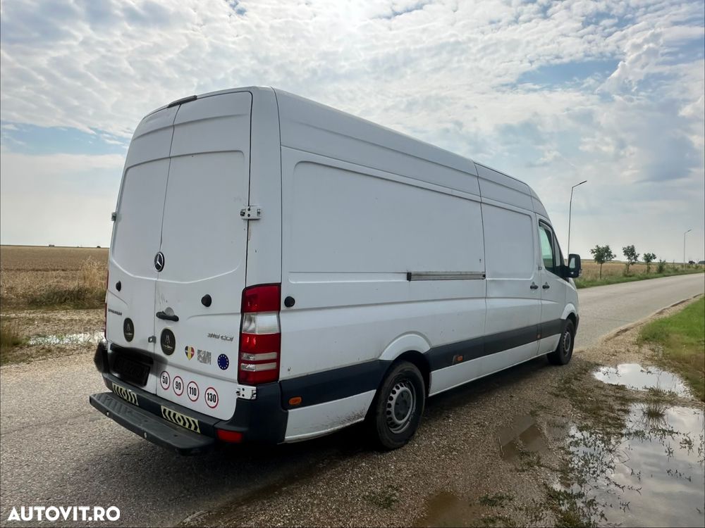 Mercedes-Benz Sprinter - 6