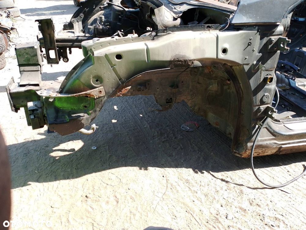 ĆWIARTKA PODŁUŻNICA LEWY PRZÓD PEUGEOT 407 I - 4