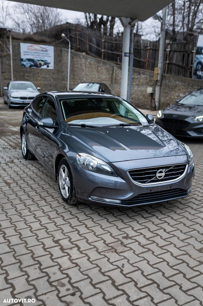 Volvo V40 D2 Kinetic - 3