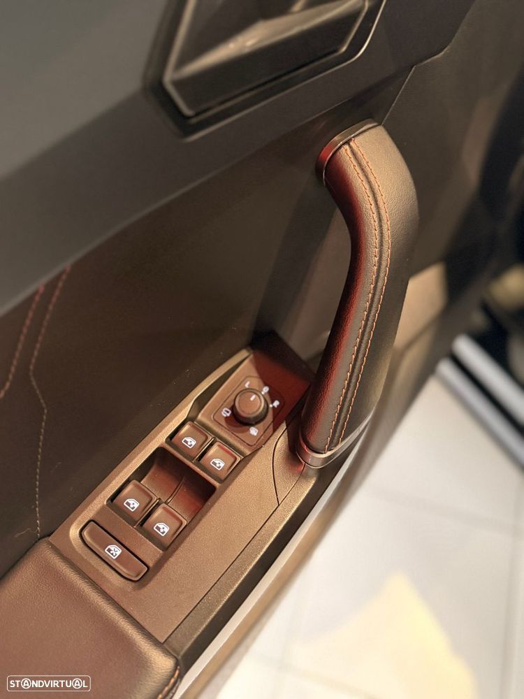 Cupra Formentor 1.5 TSI Base DSG - 30