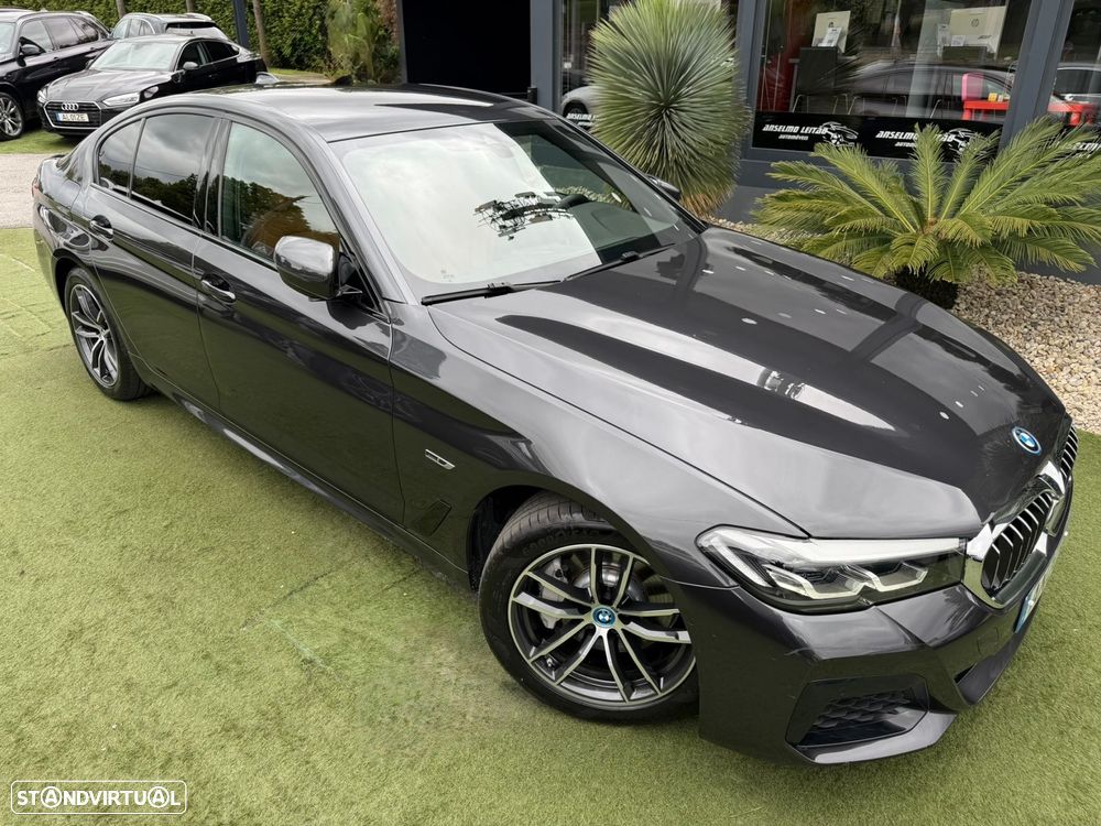 BMW 530 e Pack M - 10