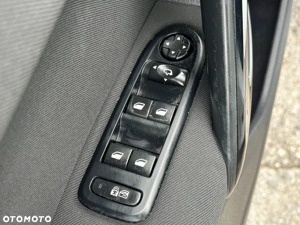 Peugeot 508 BlueHDi 180 EAT6 Stop&Start Allure - 24