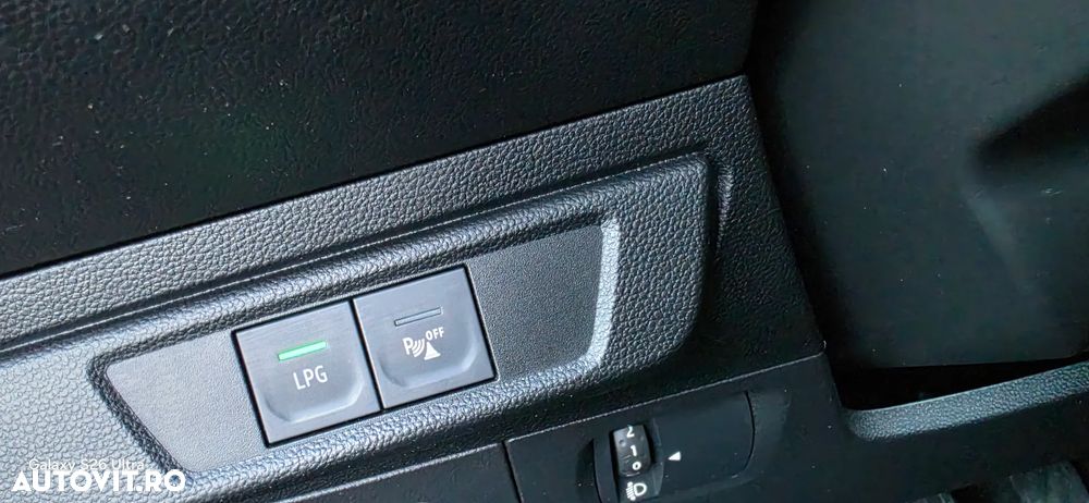 Dacia Logan TCe 90 MT6 Comfort - 16