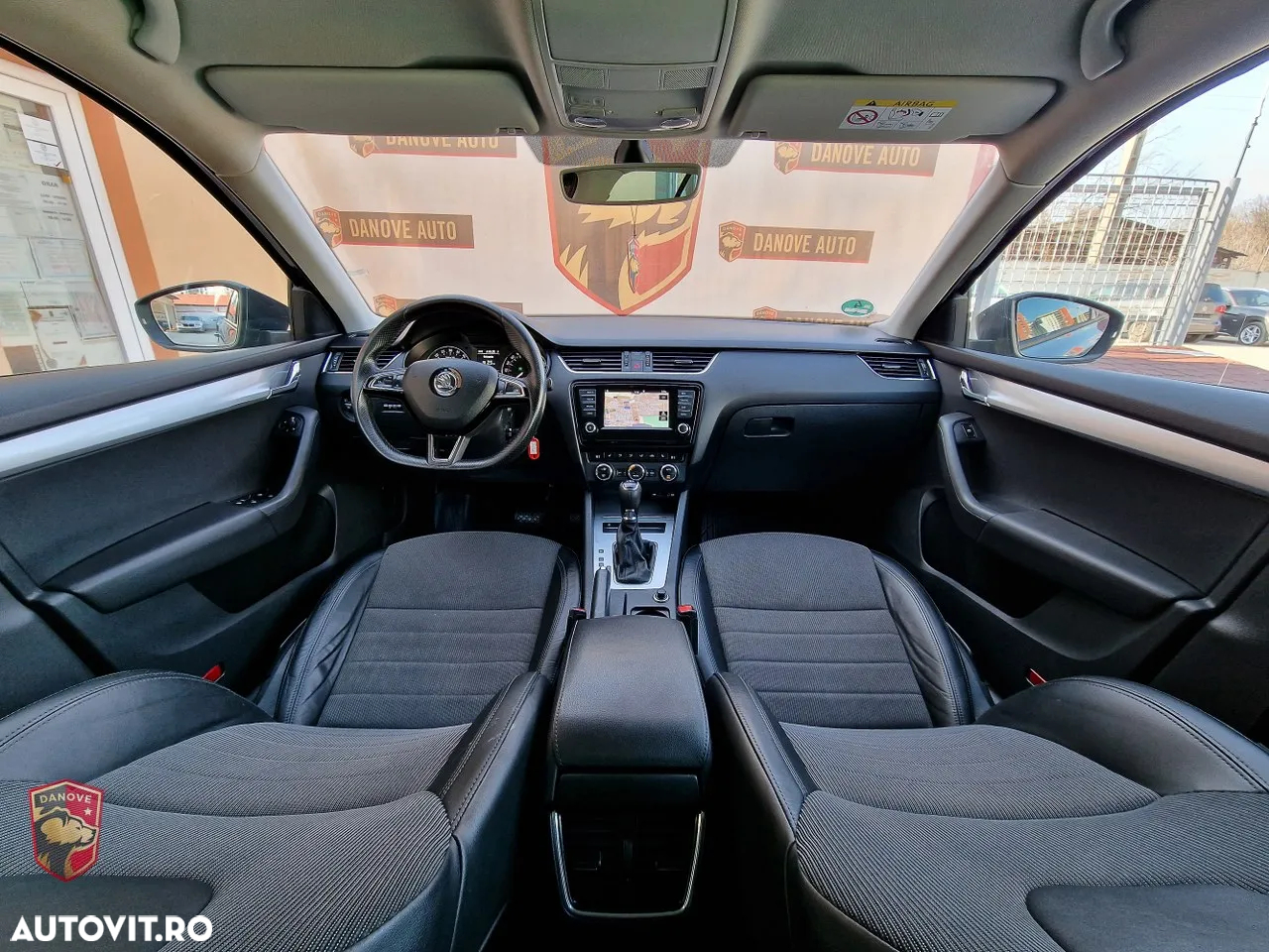 Skoda Octavia 2.0 TDI DSG Ambition - 8