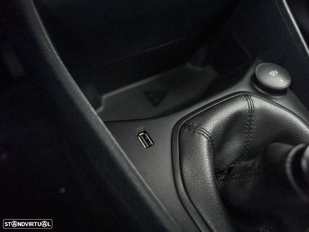 Ford Fiesta 1.0 EcoBoost MHEV Connected - 21