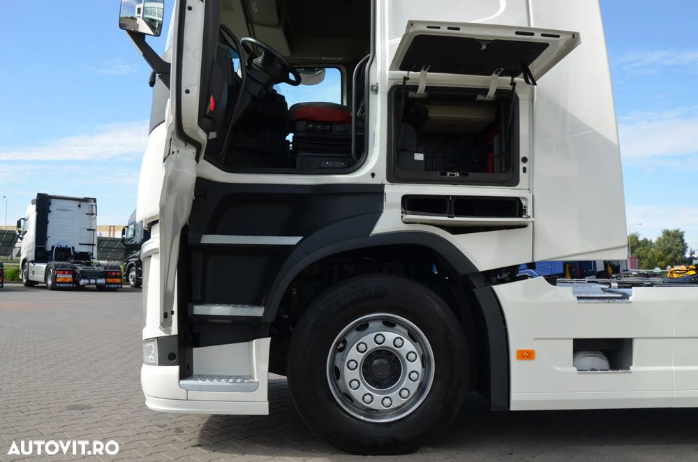 Volvo FH 500 / 2020r / ACC / KLIMA P. / LED / KAMERA / XENON / NAVI / WAGA / AIRBAG / DE 5006 - 12