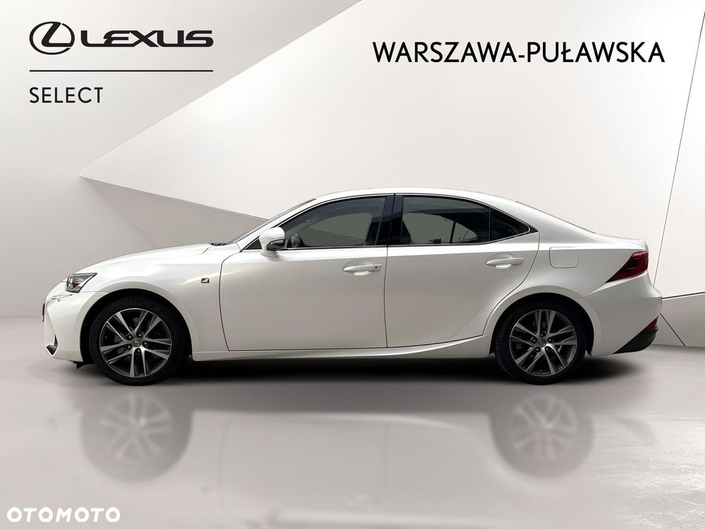 Lexus IS - 3