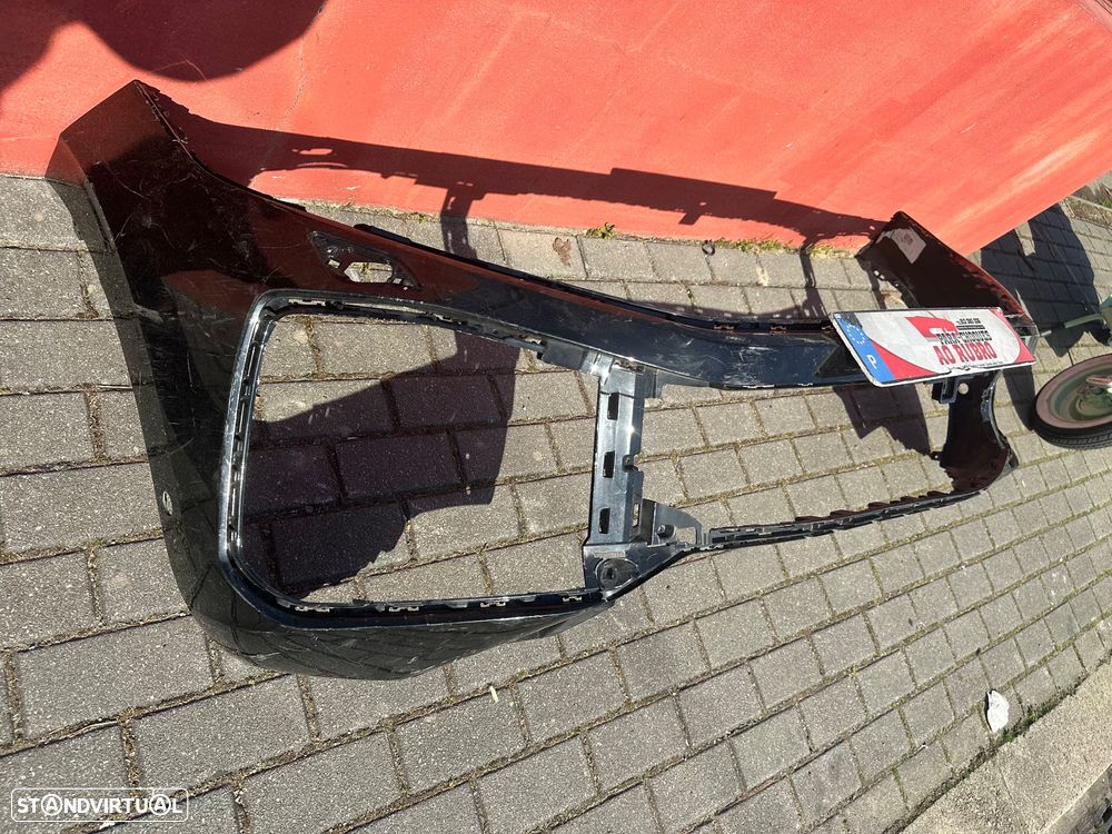 Parachoque vw touareg rline 2025 - 2