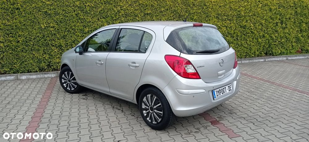 Opel Corsa 1.4 16V Active - 5
