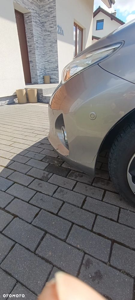 Toyota Auris 1.6 Valvematic Comfort - 3