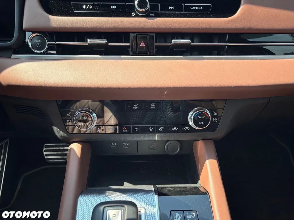 Mitsubishi Outlander Instyle Plus - 10