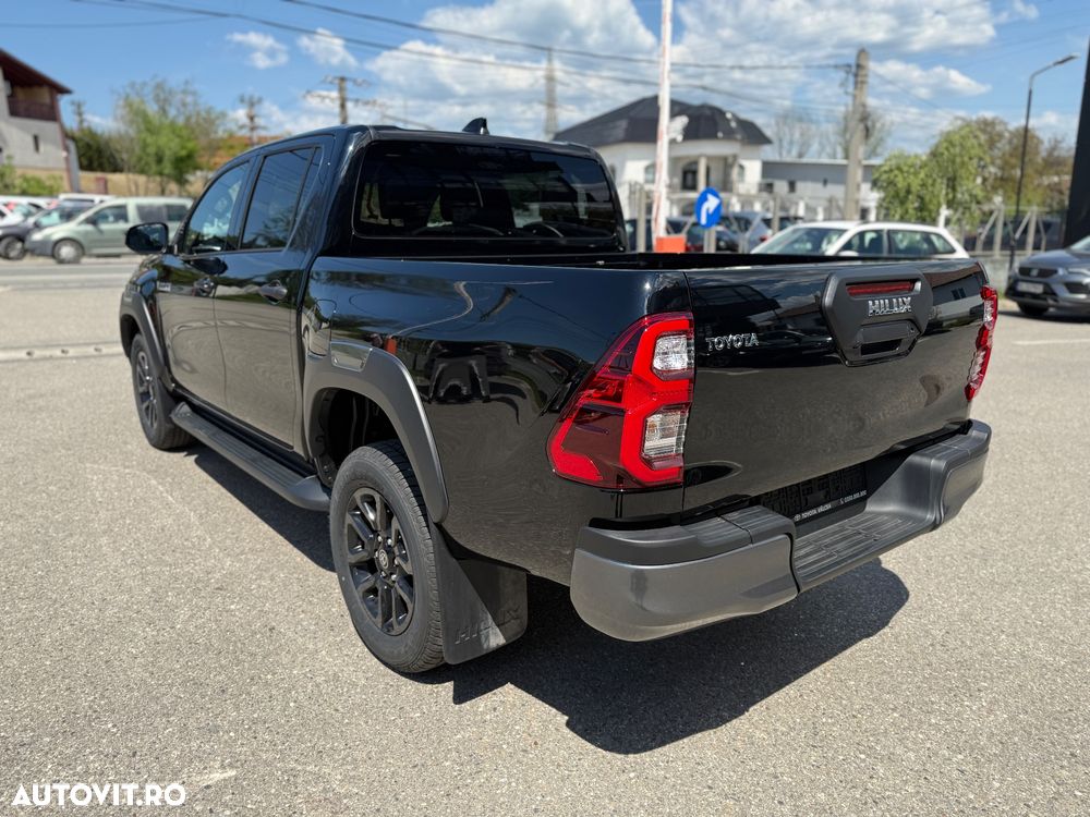 Toyota Hilux 2.8D 204CP 4x4 Double Cab AT MHEV Invincible - 6