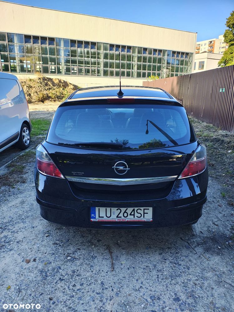 Opel Astra 1.6 Enjoy - 4