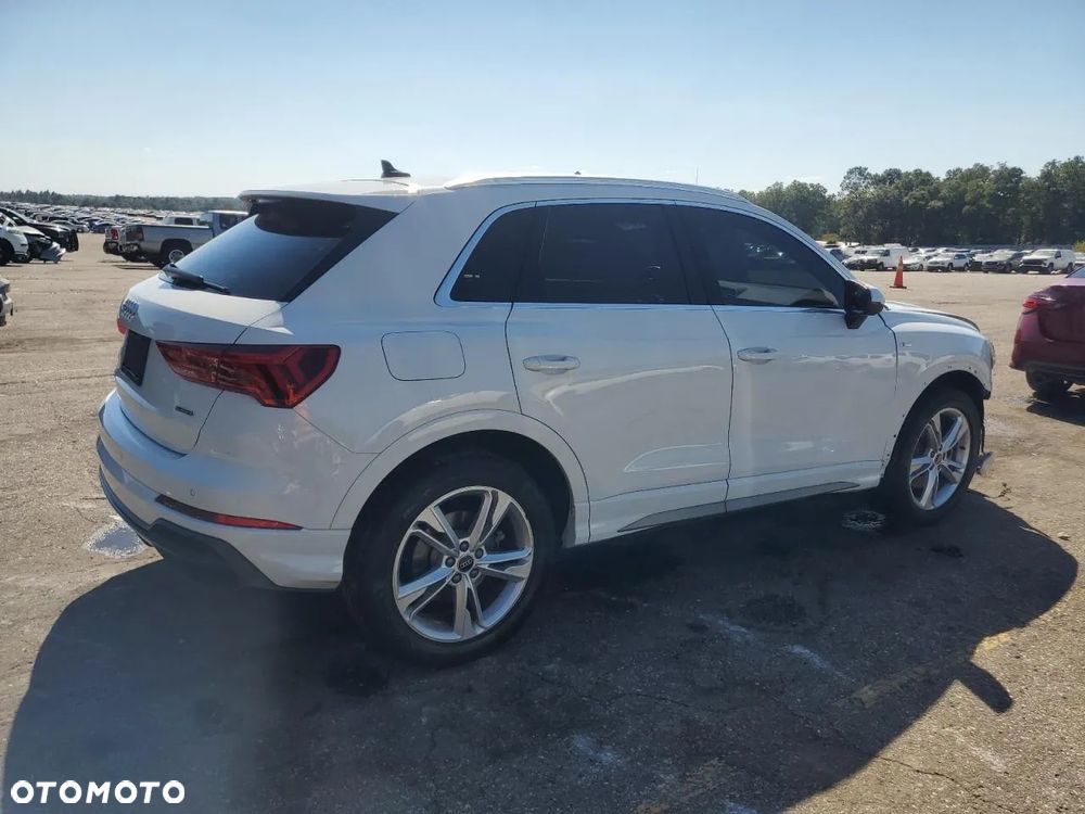 Audi Q3 2.0 TFSI Quattro S tronic - 3