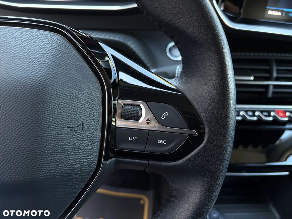 Peugeot 2008 1.2 PureTech Allure Pack S&S - 25