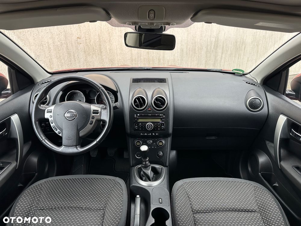 Nissan Qashqai+2 2.0 dCi DPF acenta - 28
