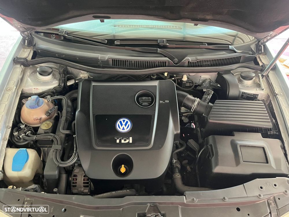 VW Golf 1.9 TDi Confortline AC - 23