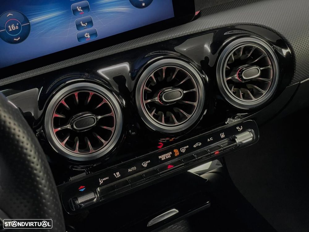 Mercedes-Benz A 250 - 19