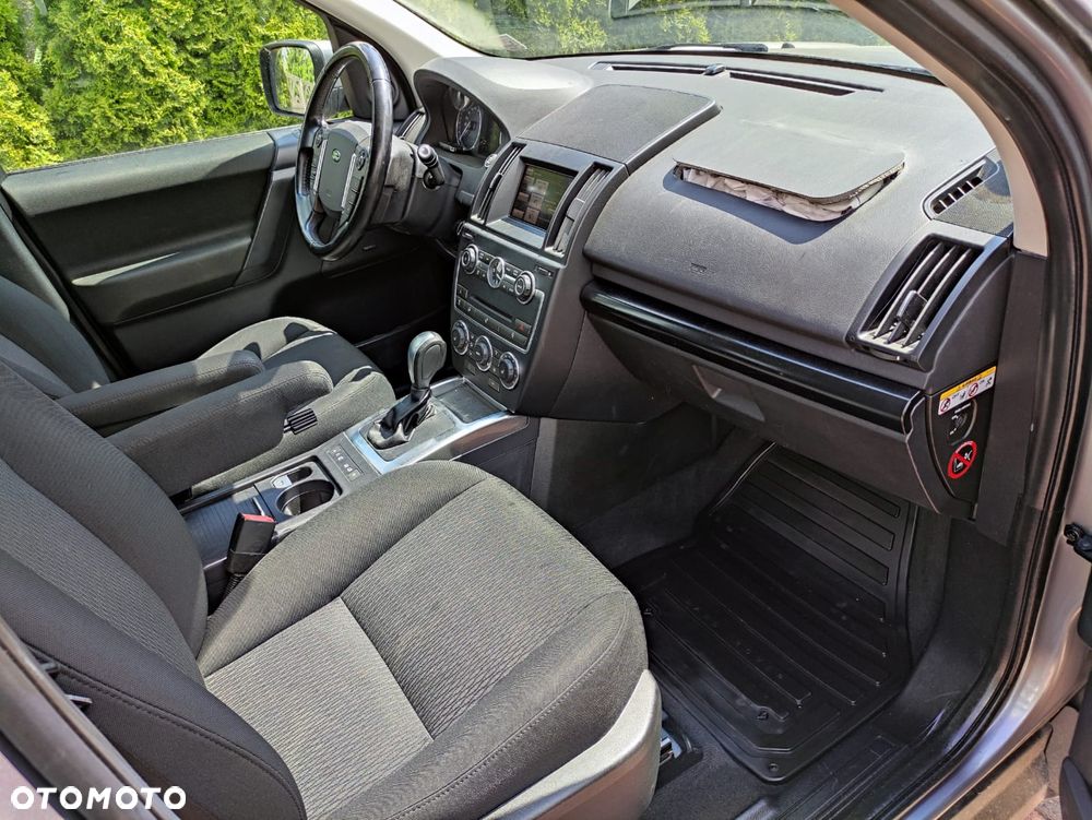Land Rover Freelander SD4 HSE Luxury - 13