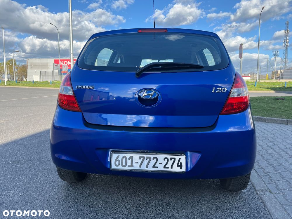 Hyundai i20 - 14