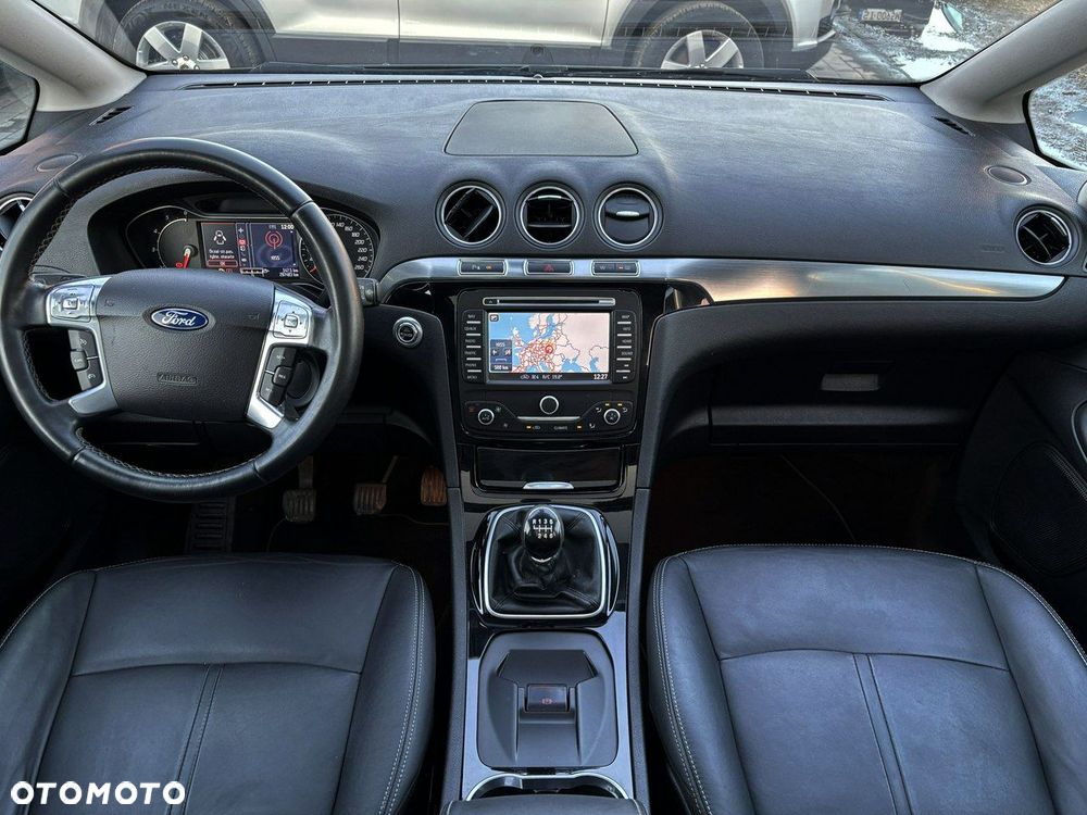 Ford S-Max 2.0 TDCi DPF Titanium X - 24