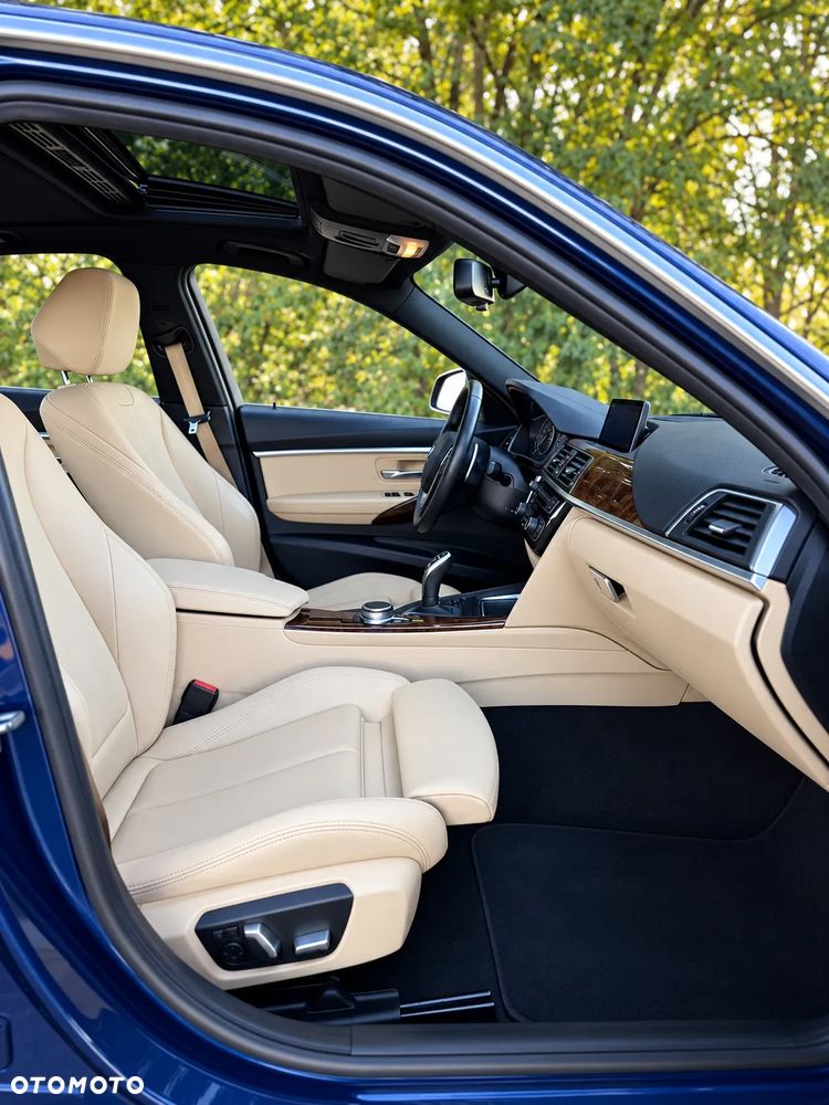 BMW Seria 3 330i Luxury Line sport - 14