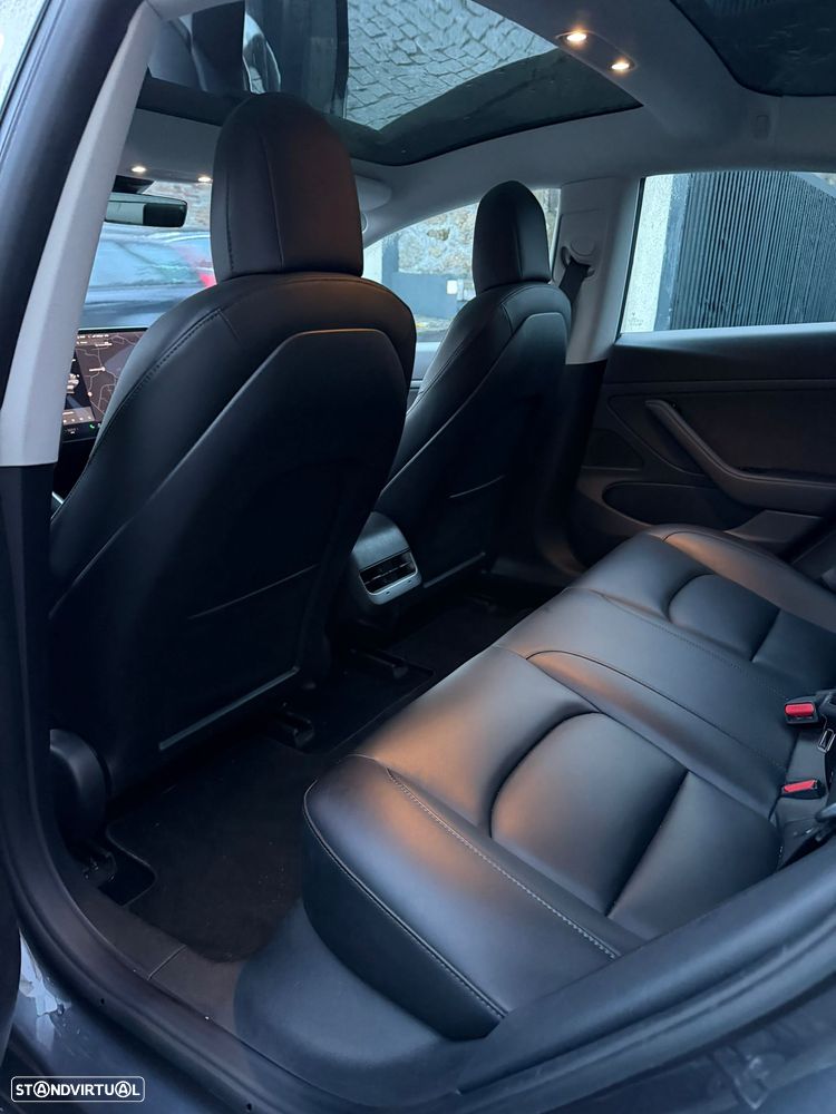 Tesla Model 3 Standard Range Plus RWD - 5