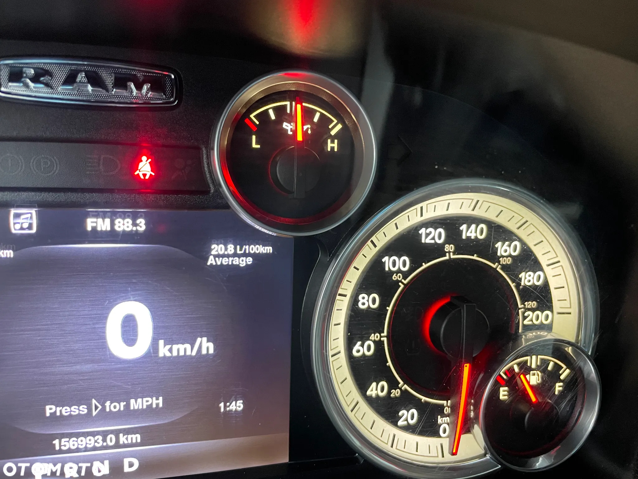 Dodge RAM 1500 5.7 4x4 - 18