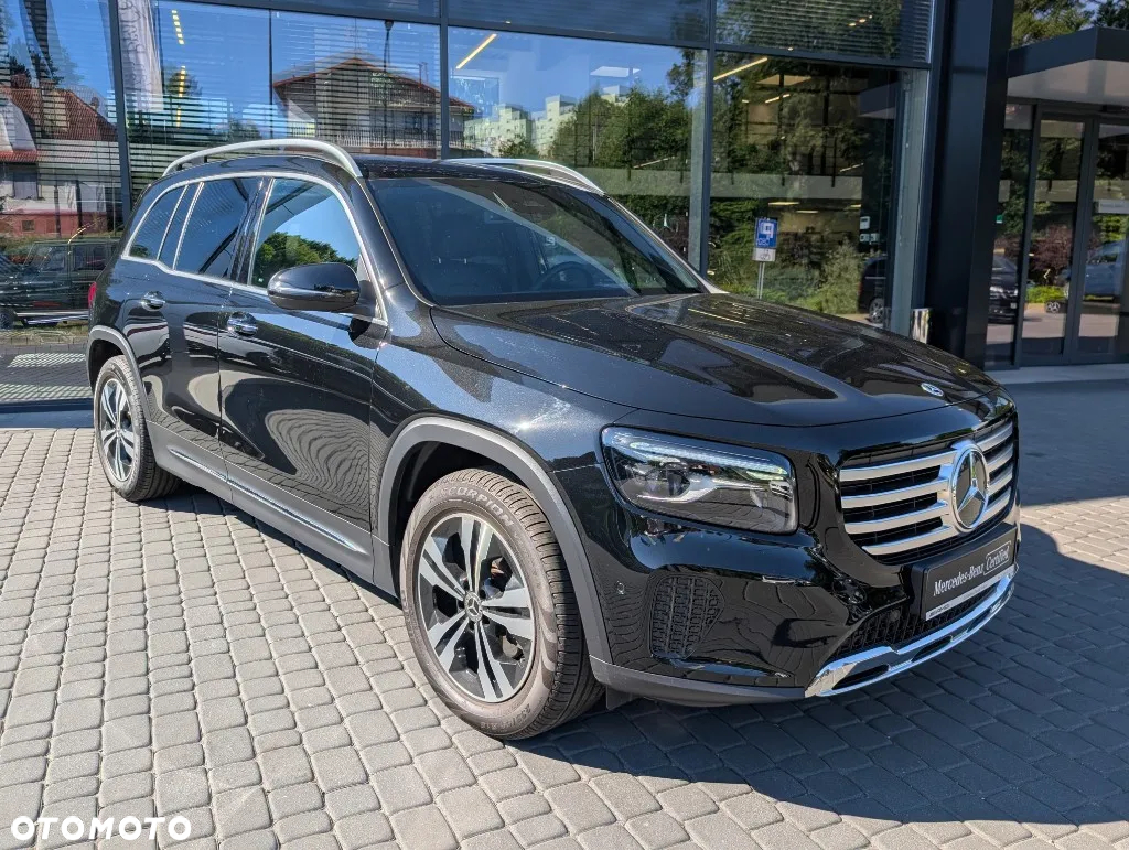 Mercedes-Benz GLB 200 Progressive 7G-DCT - 4
