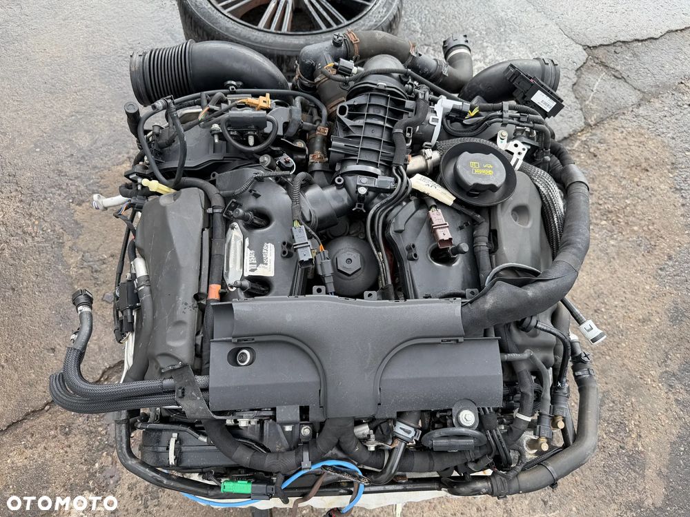 Range Rover Velar 3,0DT 275KM 17- silnik kompletny 306DT - 6