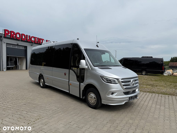 Mercedes-Benz Sprinter 519 Tourist Line 24 miejsca | Dostępny do ręki