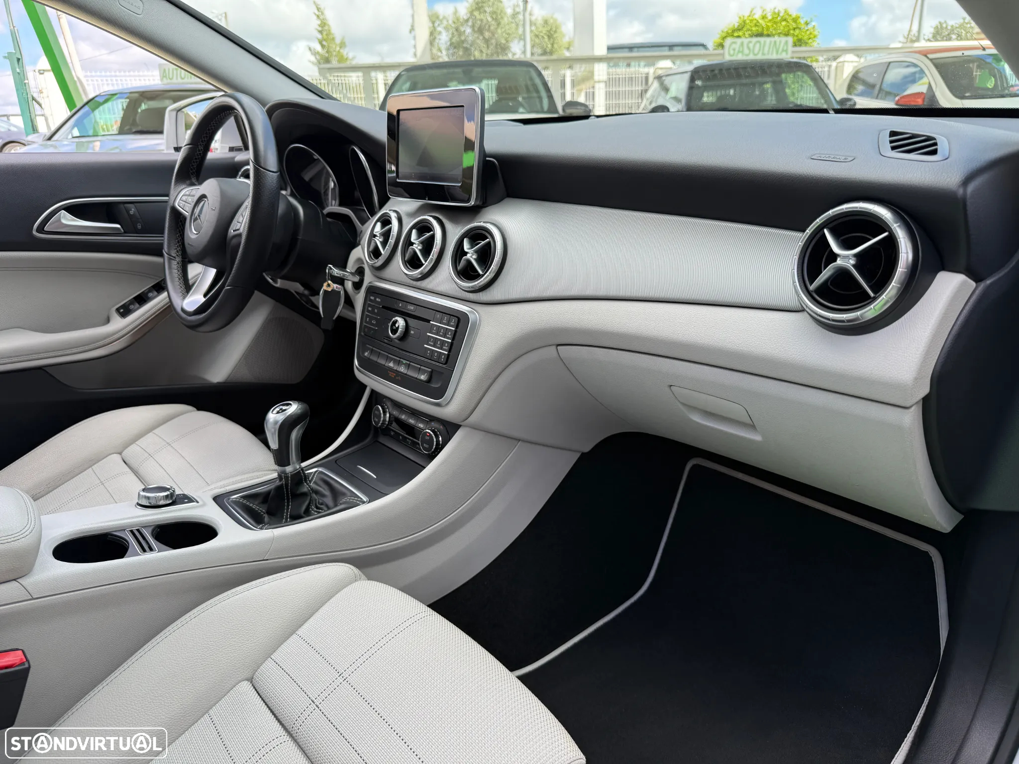 Mercedes-Benz CLA 180 Shooting Brake d Urban - 43
